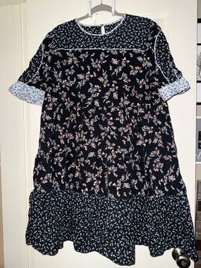 Ann Taylor size XL Floral Patchwork Tiered Dress - Navy with Blush Accents